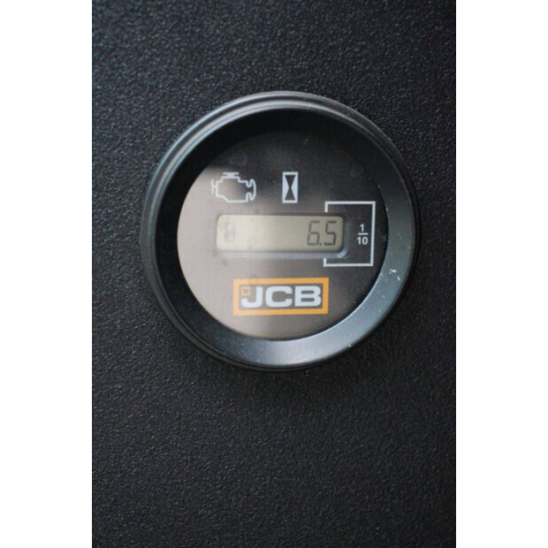 2024 جيه سي بي 19C-1-45712028