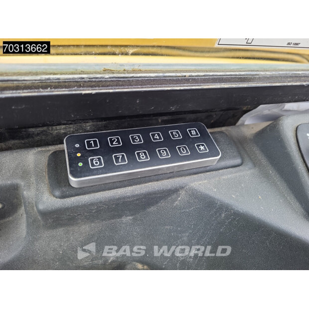 2018 كاتربيلر 305E2-45712178