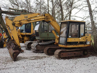 Image de PELLETEUSES SUR CHENILLES Caterpillar E70B
