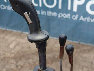 2016-knikmops-100-power-45712702