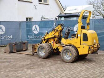 man-job-mann200-35-45712806