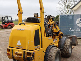 man-job-mann200-35-45712809