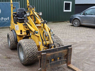 man-job-mann200-35-45712810