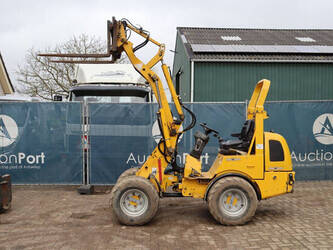 man-job-mann200-35-45712841