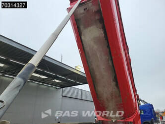 2021-renault-t520-1427127-45712853