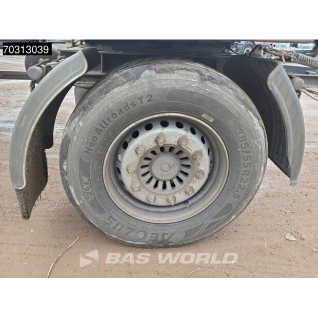 2000 بيرغ OTHERS-45712985