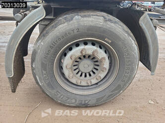 2000-burg-others-1427131-45712985