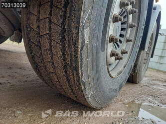 2000-burg-others-1427131-45712986