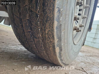 2000-burg-others-1427131-45712988