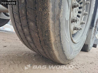 2000-burg-others-1427131-45712989