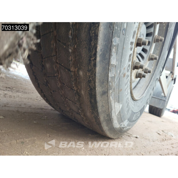 2000 بيرغ OTHERS-45712990