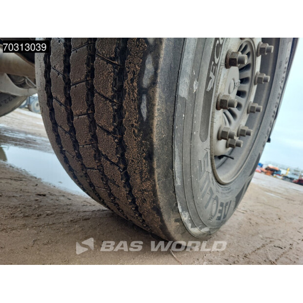 2000 بيرغ OTHERS-45712991