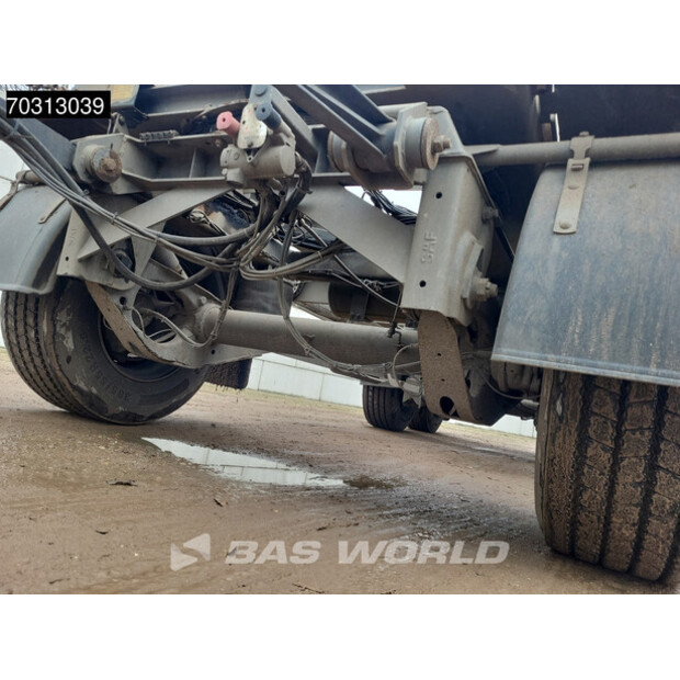 2000 بيرغ OTHERS-45712993