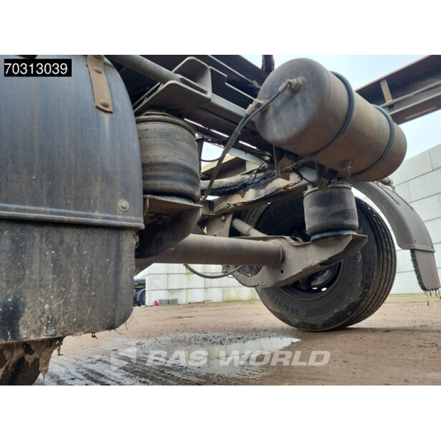 2000 بيرغ OTHERS-45712994