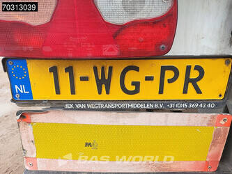 2000-burg-others-1427131-45713006