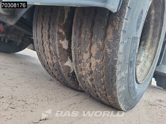 2001-burg-bpa-10-18-acxxx-45713075