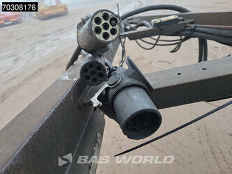 2001-burg-bpa-10-18-acxxx-45713081