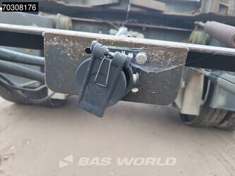 2001-burg-bpa-10-18-acxxx-45713083