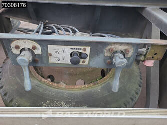 2001-burg-bpa-10-18-acxxx-45713088