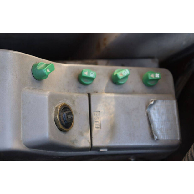 تاكوتشي TB025-45713271