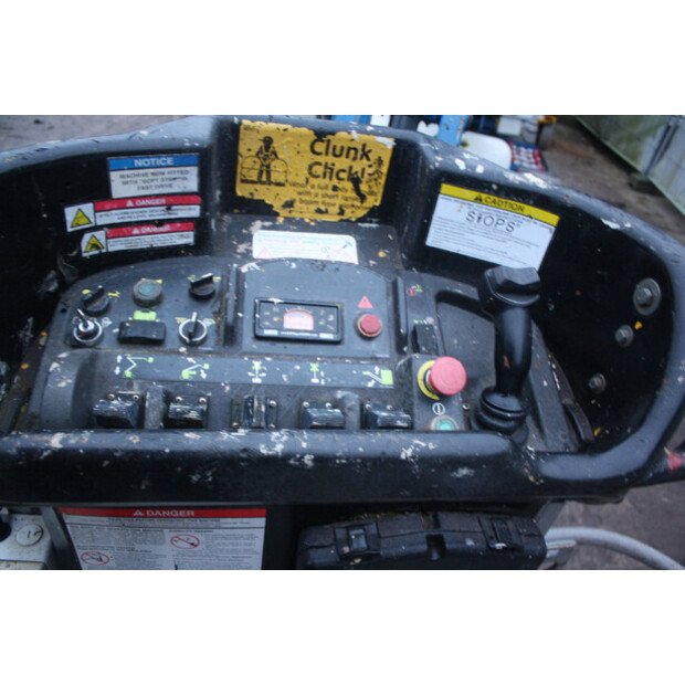 2011 Niftylift HR15NDE-45713596