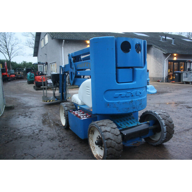 2011 Niftylift HR15NDE-45713600