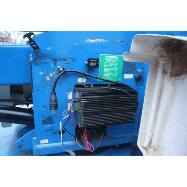 2011 Niftylift HR15NDE-45713602