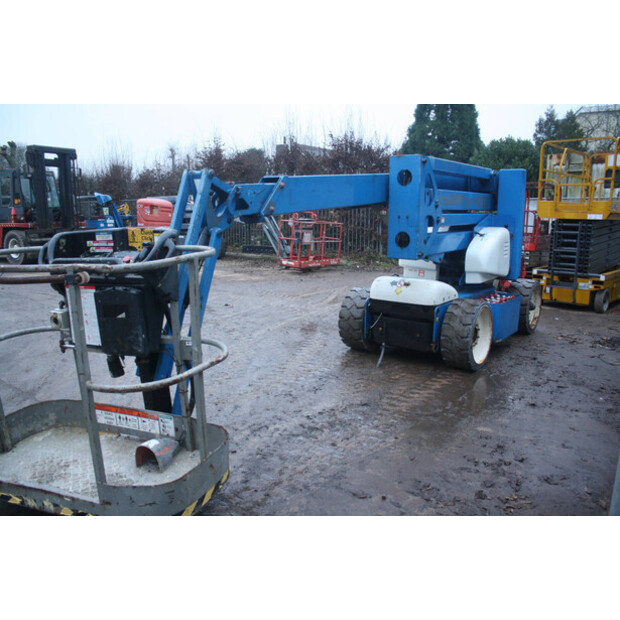 2011 Niftylift HR15NDE-45713605