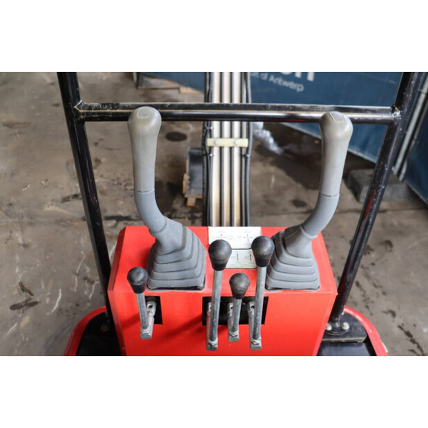 2022 Atos R319-45713657