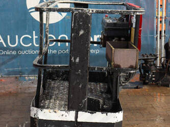 grove-mz82c-45713899