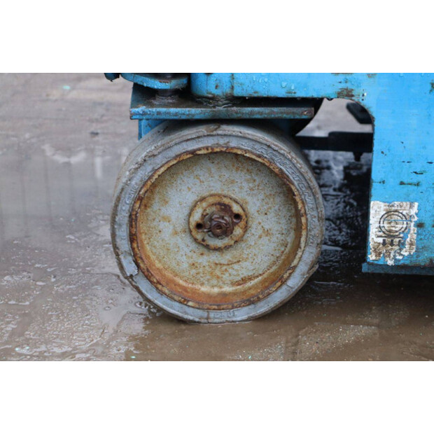 2007 Genie GR-15-45713986