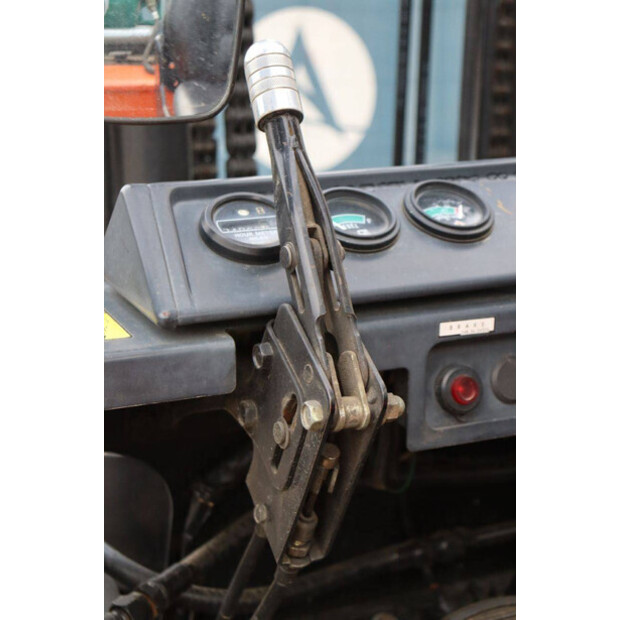 Komatsu V045L233-45714748