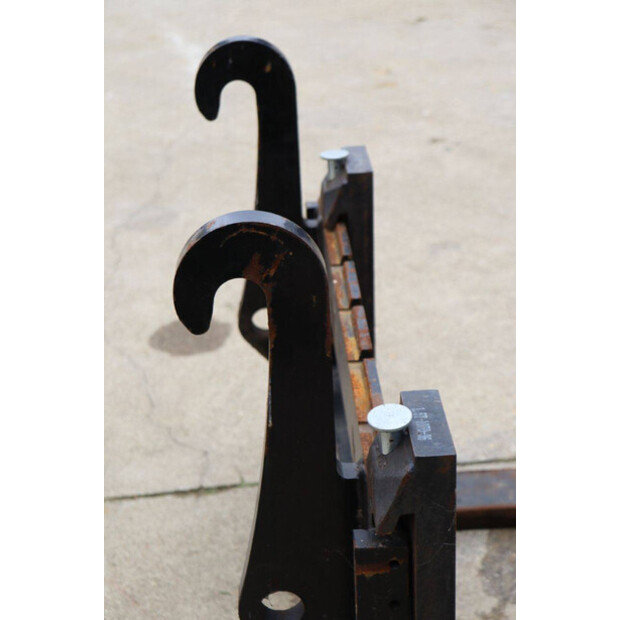 ماموت H3B11-45714805