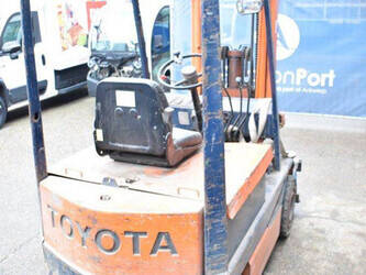 1989-toyota-4fb20-1427187-45714810