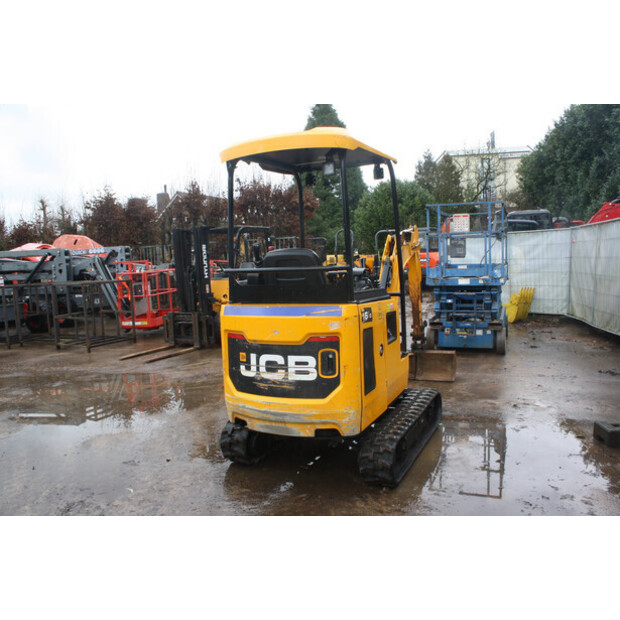 2022 جيه سي بي 16C-1 T3-45714968