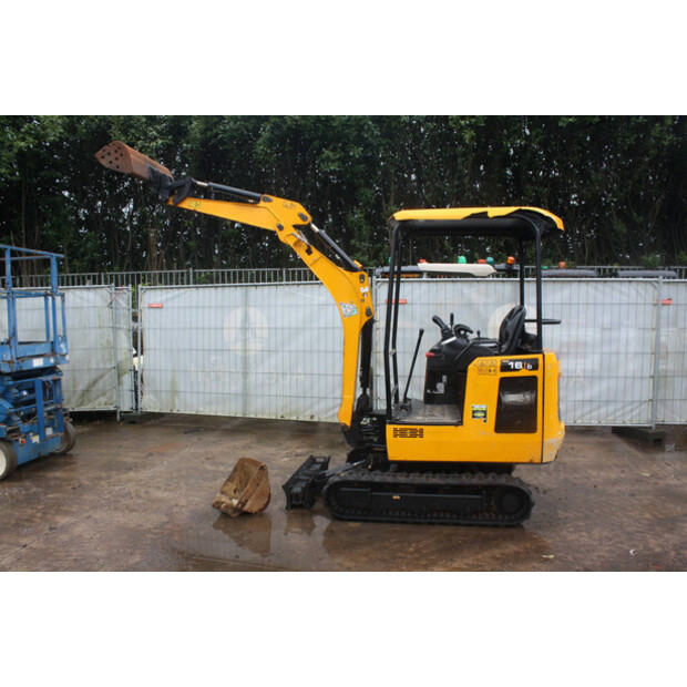 2022 جيه سي بي 16C-1 T3-45714978