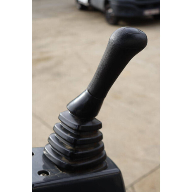 2024 Katco Nycheki Q25-45715015