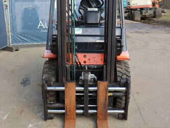 2001-toyota-62-3fdf25-1427194-45715032