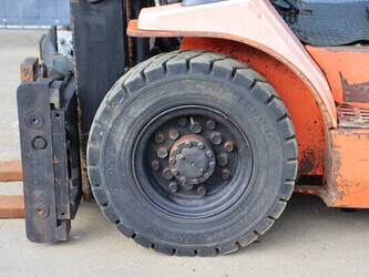 2001-toyota-62-3fdf25-1427194-45715038