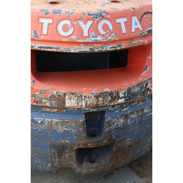 2001 Toyota 62-3FDF25-45715040