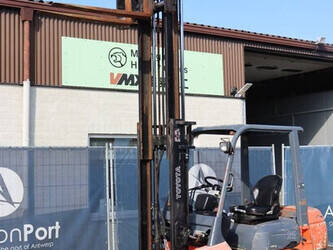 2001-toyota-62-3fdf25-1427194-45715049