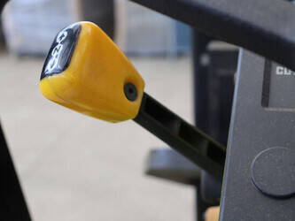 1985-clark-tm15-1427195-45715079