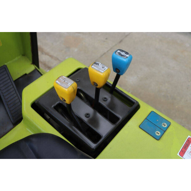 1985 Clark TM15-45715081