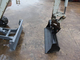 2020-takeuchi-tb216-1427196-45715099