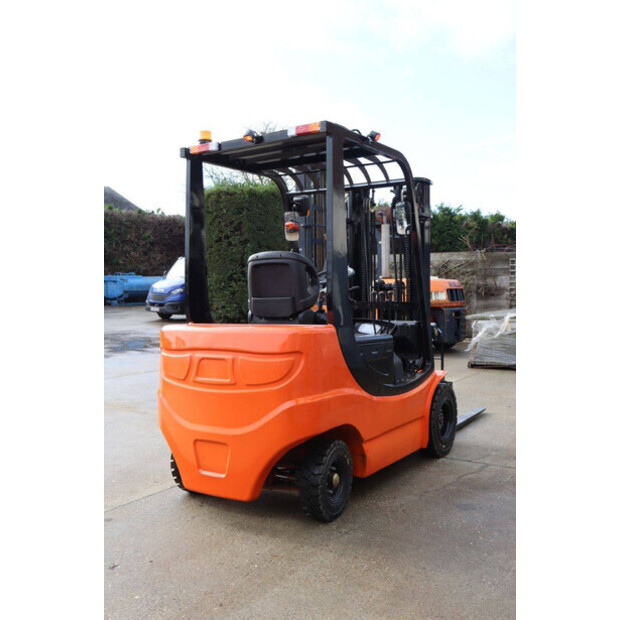 2025 VMAX CPD-20-45715106