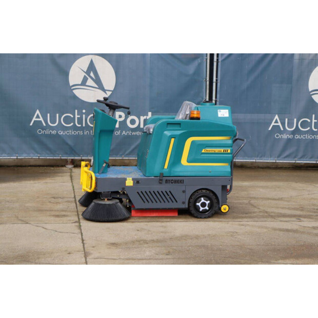 Nycheki Cleaning 1300 III-45715293