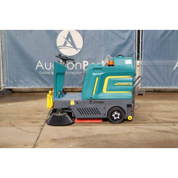 Nycheki Cleaning 1300 III-45715294