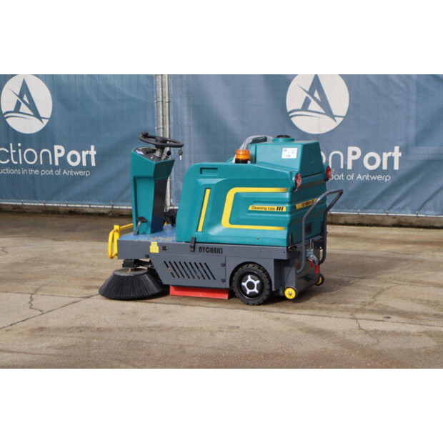 Nycheki Cleaning 1300 III-45715295