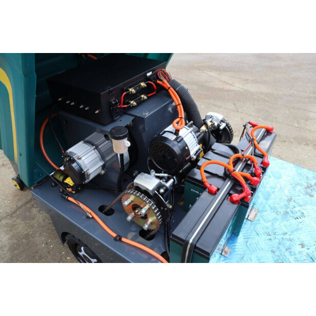 Nycheki Cleaning 1300 III-45715318