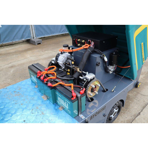 Nycheki Cleaning 1300 III-45715319